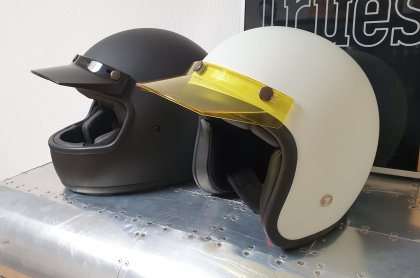 Biltwell Moto Visor Helm Schirmchen weiß