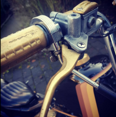 Wannabe Choppers WannaBrake Haupbremszylinder mit Hebel für 1" Lenker, Messing
