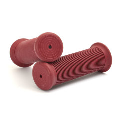 Blade grips red