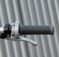 Biltwell Kung Fu Griffe, grau 22 mm