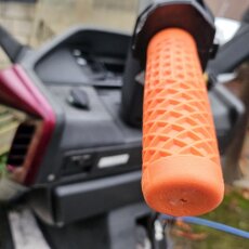 Vans x Cult waffle handlebar grip set Orange