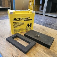 AGM Battery MOTOBATT for Harley Softail Dyna Sportster 79-16 4-terminal 21Ah 320CCA