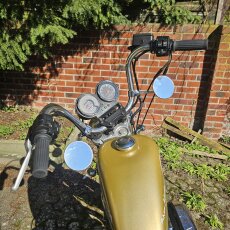 Tank Sportster® 79-81er Style 2,4 GAL, 9L, Anschluß rechts
