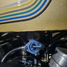 Chrom Benzinhahn 13/16" links für Harley ab 1975